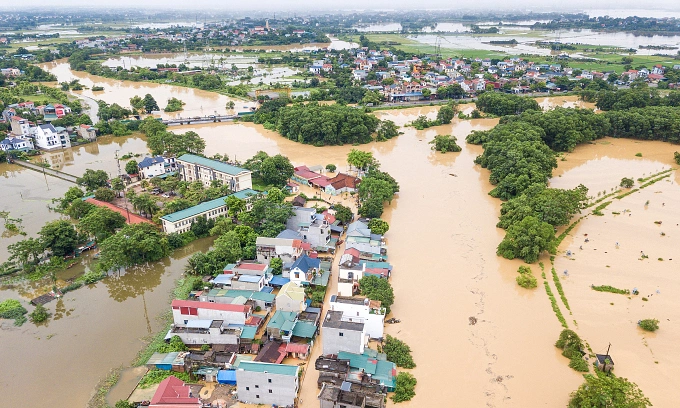 Rare Photographs and Memories Illuminate Vietnam