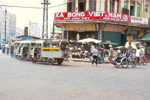 saigon-of-the-1960s-the-tale-of-lambros-1
