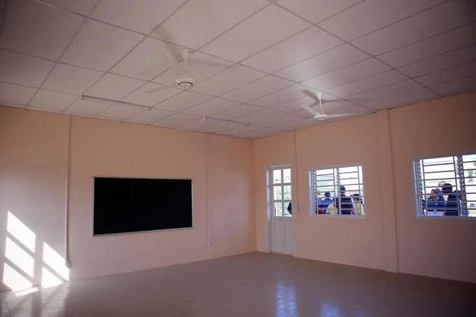 us-japan-naval-personnel-build-da-nang-nursery-school-8