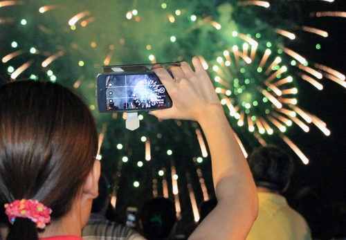 saigon-sets-the-fuse-for-return-of-independence-day-fireworks