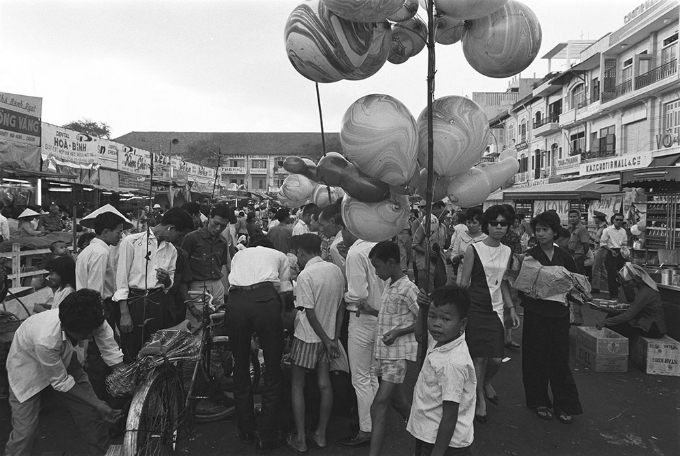 Saigon in the 60s: a black and white portrayal - 3