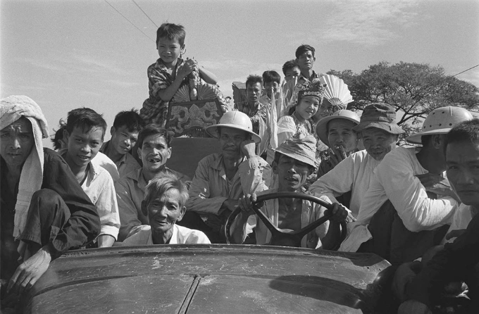 Saigon in the 60s: a black and white portrayal - 7
