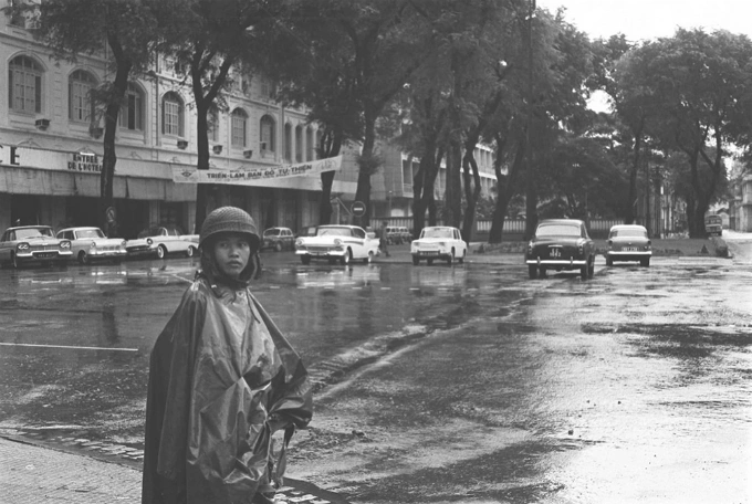 Saigon in the 60s: a black and white portrayal - 2