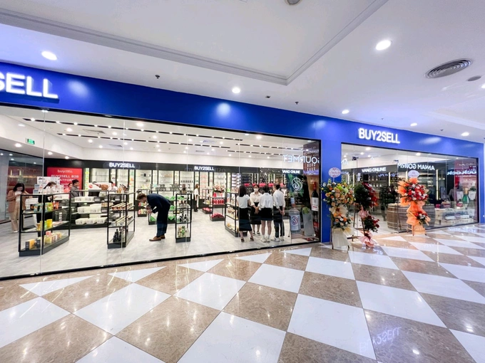 Buy2sells showroom. Photo by Buy2sell