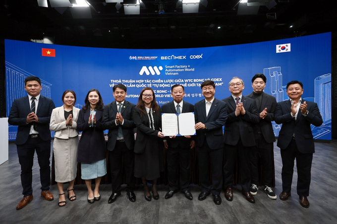 The MOU was signed between WTC BDNC and Coex, witnessed by the Chairman of Becamex IDC, the Department of Foreign Affairs of Binh Duong Province, and the representative of Coex in South Korea.