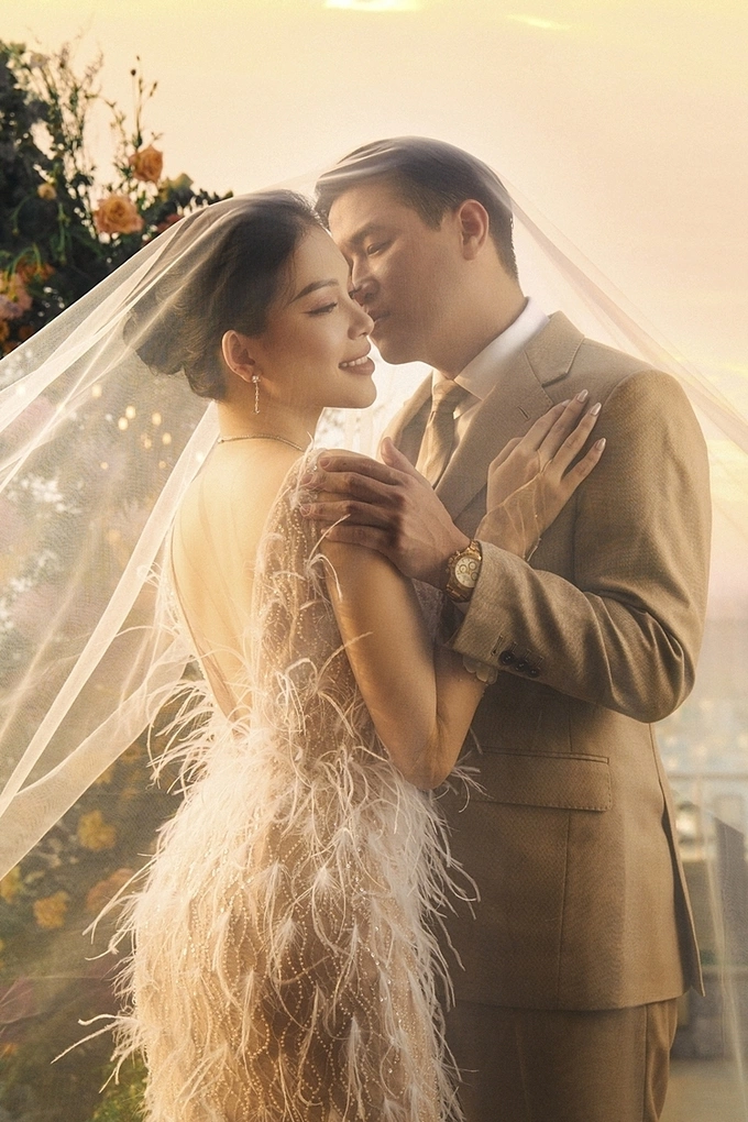 Linh chose a variety of dresses from Vietnamese fashion houses, all custom-made to fit her measurements.