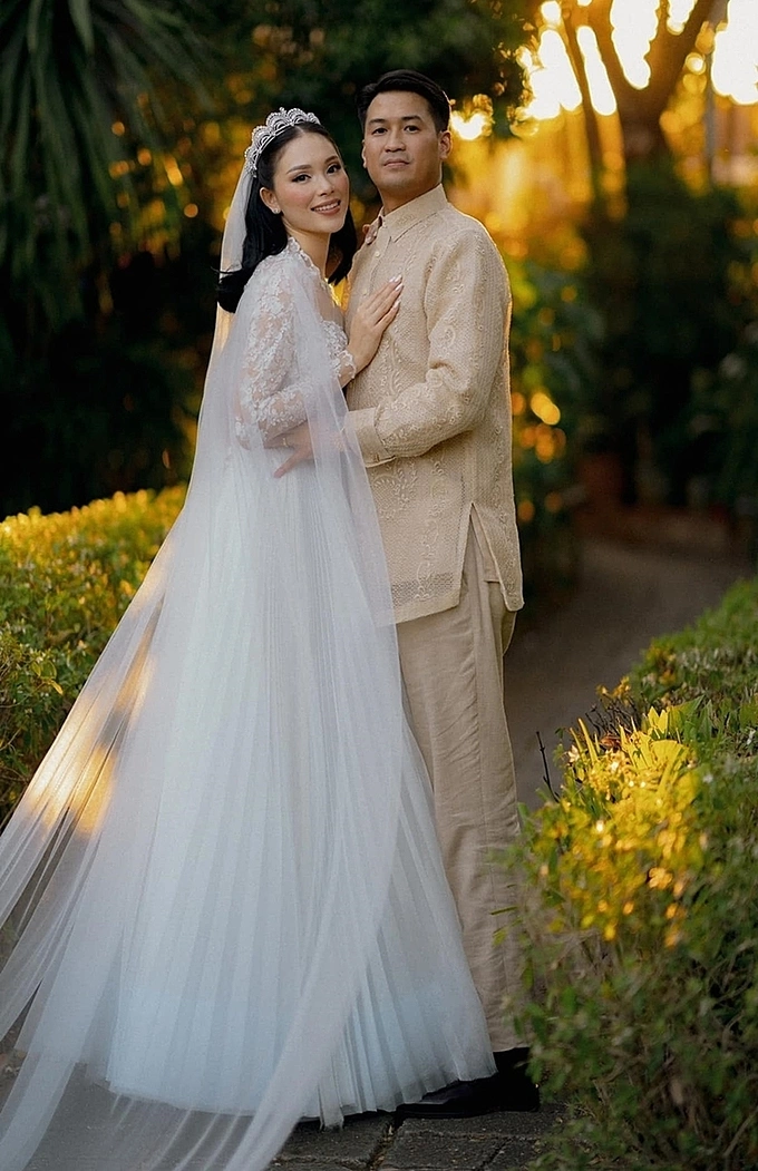 Another photo of Linh Rin and Phillip Nguyen at the wedding. Photo courtesy of the couple