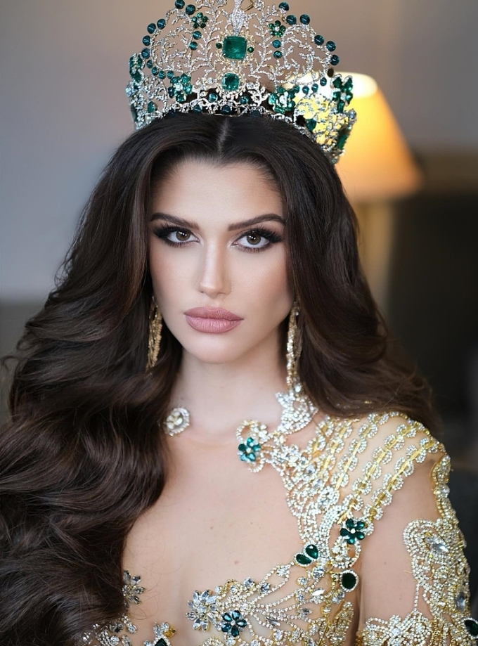 2022 Miss Grand International Isabella Menin. Photo by Miss Grand International