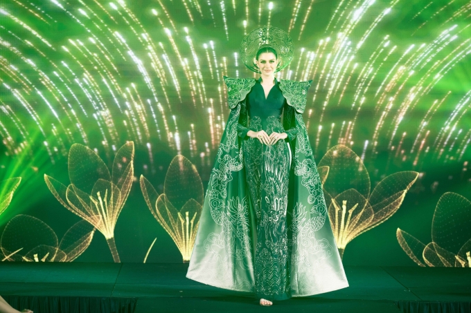 Queen of all beauty queens Isabella Menin in ao dai. Photo courtesy of Miss Grand Vietnam