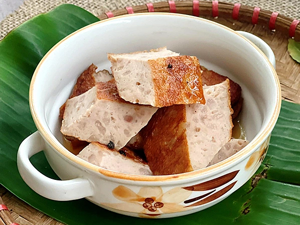 Cha chien simmered with pepper is a great home cooked meal. Photo by VnExpress