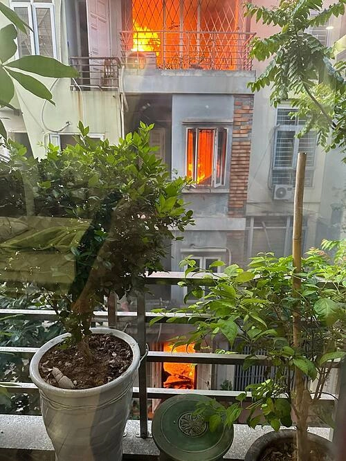 Fire spreads over several floors of a Hanoi house, May 17, 2023. Photo obtained by VnExpress