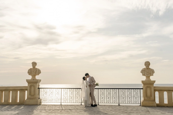 A romantic vibe in Sunset Town. Photo by Vien Dieu Phat