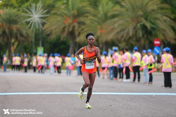 Shelmith Nyawira Muriuki - VnExpress Marathon Quy Nhon 2023 champion. Photo courtesy of VM