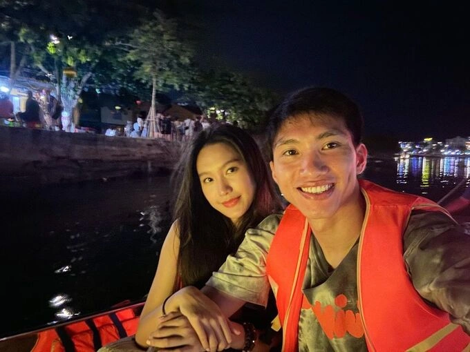 Hau and My travels along the Hoai River on a boat. Photo from Family Doan Doan’s Instagram