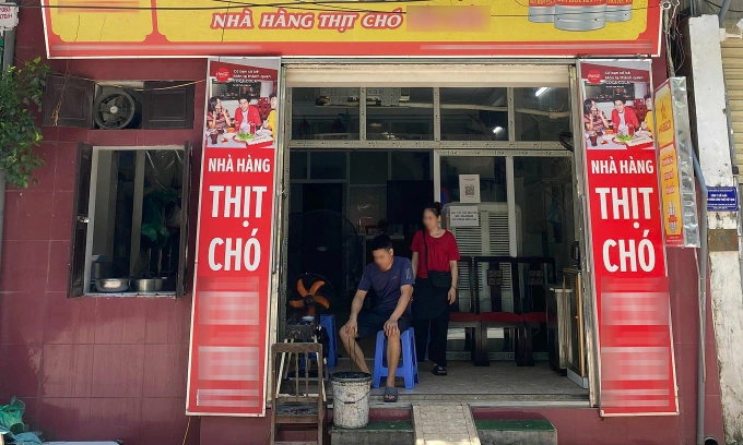 A shop selling dog meat in Hanoi’s Cau Giay District. Photo by VnExpress/Duc Trung