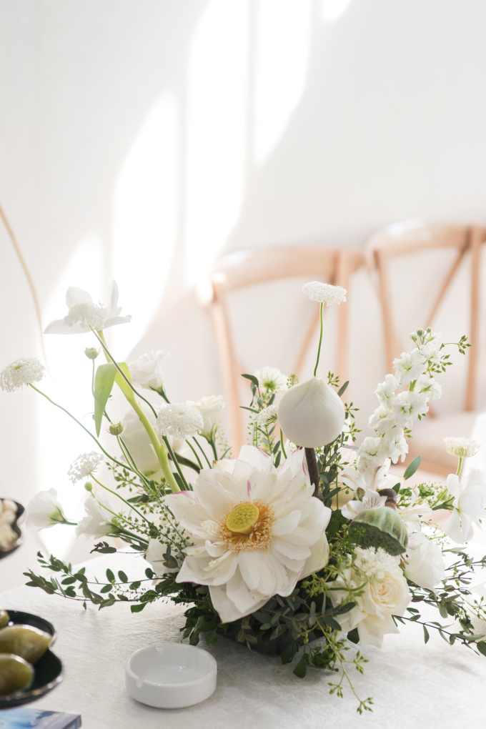Lotuses, Oanh’s favorite flower, are used as a main decor item in the ceremony. Photo courtesy of Oanh