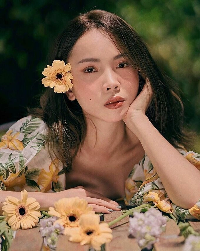 Pop singer Yen Trang. Photo from Trangs Instagram