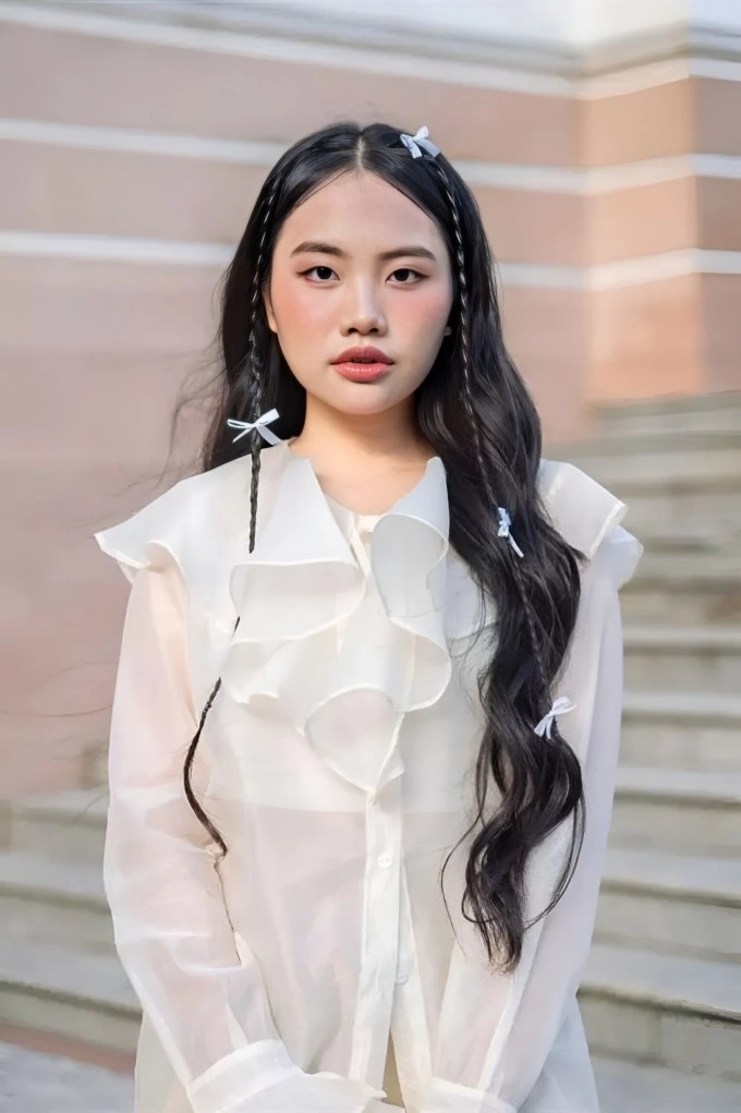 Singer Phuong My Chi, 20. Photo courtesy of Chi