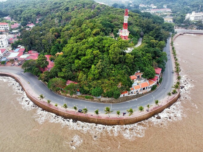 A section of the running track in Do Son. Photo by Le Tan