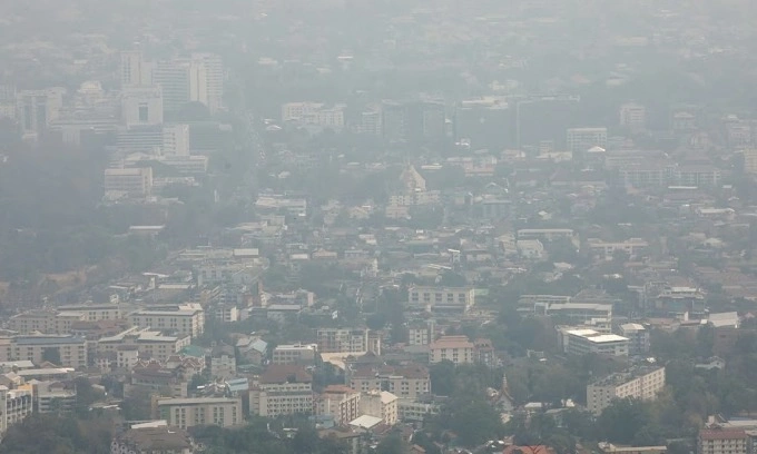 Air pollution shrouds Chiang Mai in northern Thailand on March 10, 2023. Photo by AFP