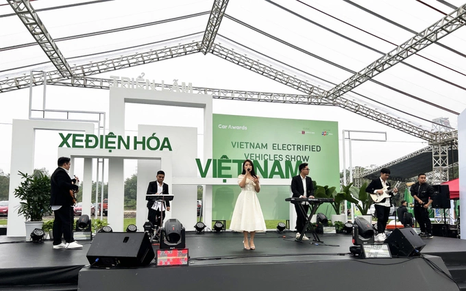 The event has other activities such as music, games, and food. Photo by Minh Hy