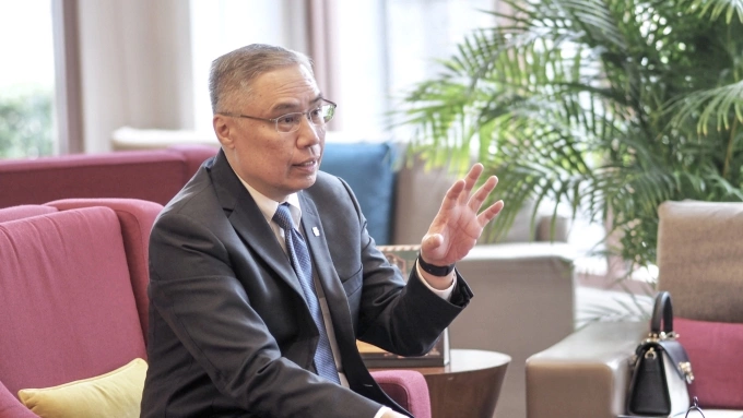 Suan Teck Kin stated that inflation was a big problem in Vietnam but the worst is likely to be over in 2024. Photo by Hong Thao