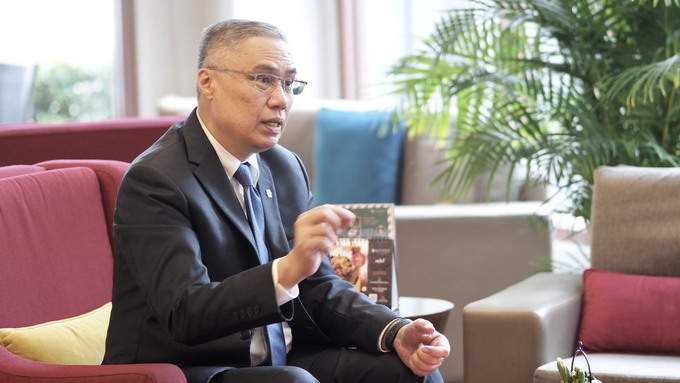 Suan Teck Kin predicts that the U.S. Fed will start to lower interest rates by June, 2024. Photo by Hong Thao