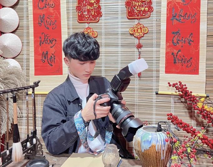Nguyen Quang Nam, a social media content creator, manages his mortgage payments for a Hanoi house as of December 2023. Photo courtesy of Nam