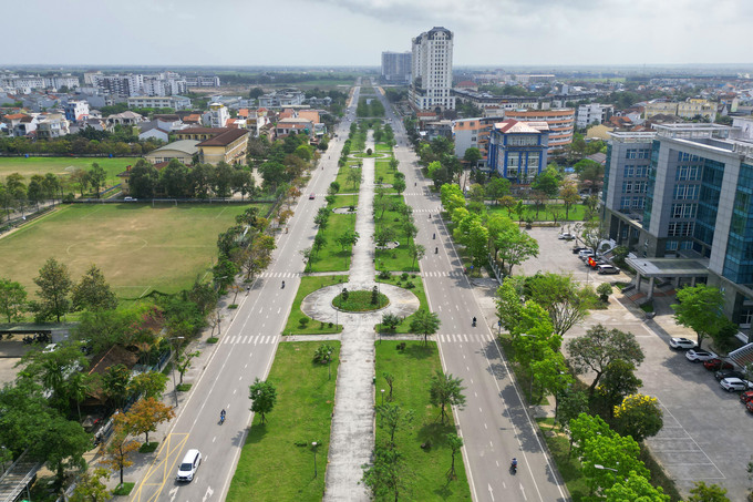 To Huu road in front of the Hue People’s Committee Headquarters is a vital route in the future