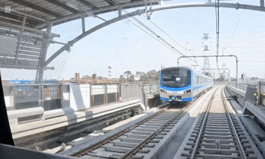 Htmc Train HCMC metro makes test run with two trains crossing paths - VnExpress ...