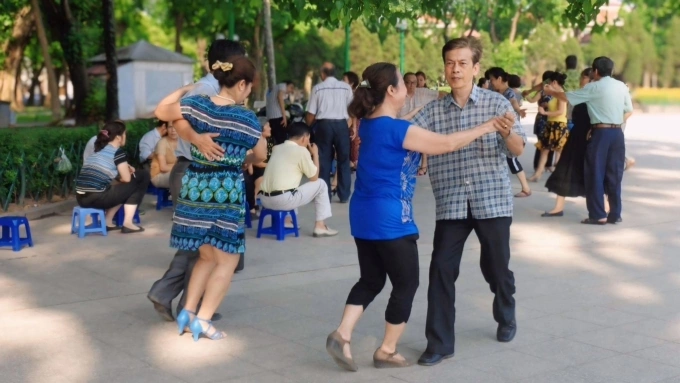 Elderly individuals engage in dance practice in Hanoi. Photo by VnExpress/ Pham Nga