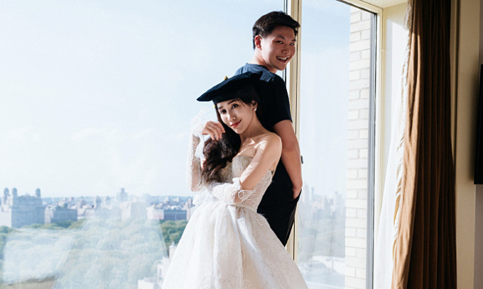 Heiress of Casino Tycoon Stanley Ho Celebrates 6th Wedding Anniversary with Harvard Graduate Husband – VnExpress International Heiress of Casino Tycoon Stanley Ho Celebrates 6th Wedding Anniversary with Harvard Graduate Husband – VnExpress International