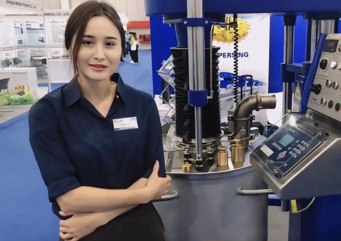 Sasha Mai, người Mỹ gốc Việt tại công ty của cô ở Thành phố Hồ Chí Minh, tháng 6 năm 2024. Ảnh do Mai cung cấp