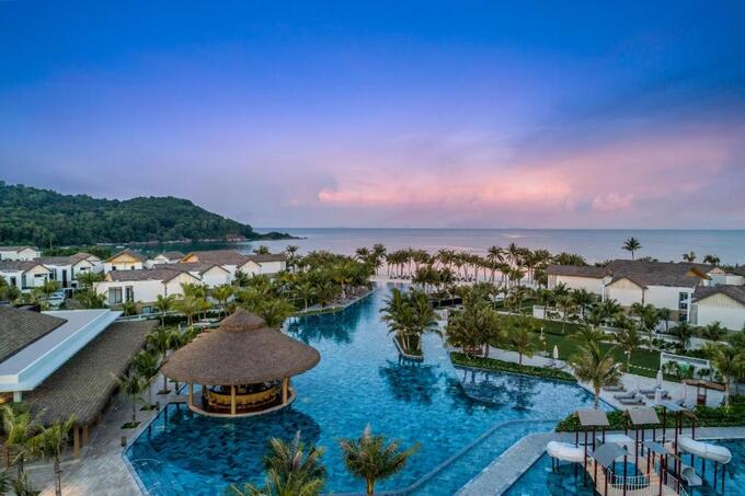 A swimming pool inside New World Phu Quoc Resort. Photo courtesy of the resort