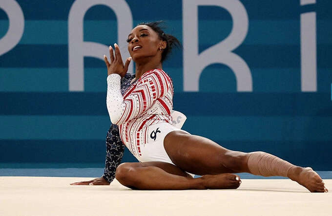 Simone Biles during her floor performance that won a gold medal for the U.S. at the Paris Olympics on August 1, 2024. Photo by Reuters
