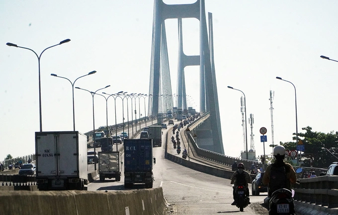 Phu My Bridge has a slope of about 4.5%. Photo by VnExpress/Gia Minh