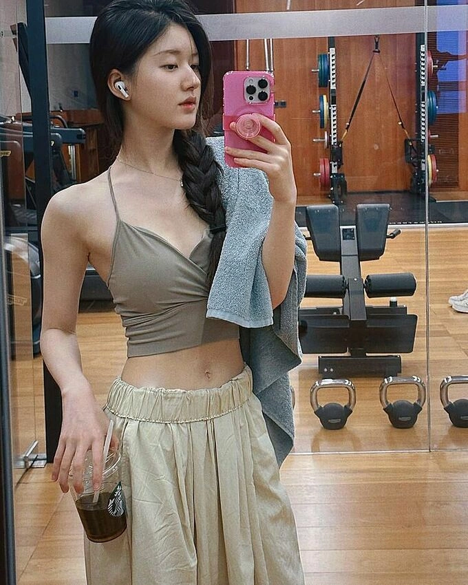 Chinese actress Zhao Lusi sheds over 16 kg via following three diet principles - 1