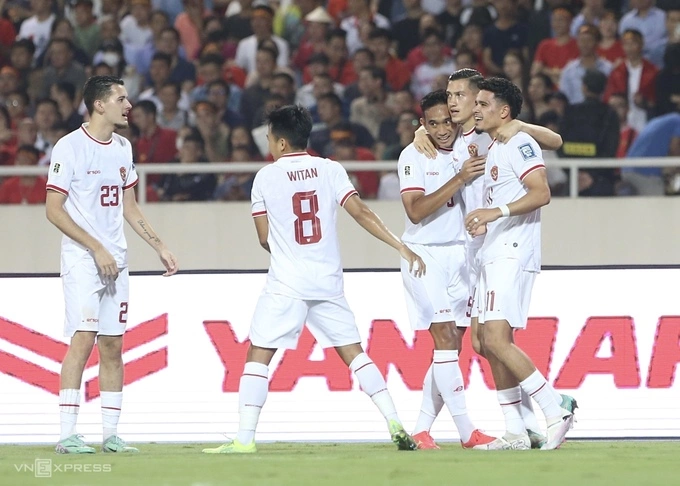 Indonesia players celebrate a goal against Vietnam in the World Cup qualifiers second round on March 26, 2024. Photo by VnExpress/Hieu Luong