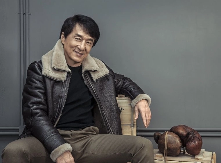 Action star Jackie Chan faints during strangling stunt on set - VnExpress International