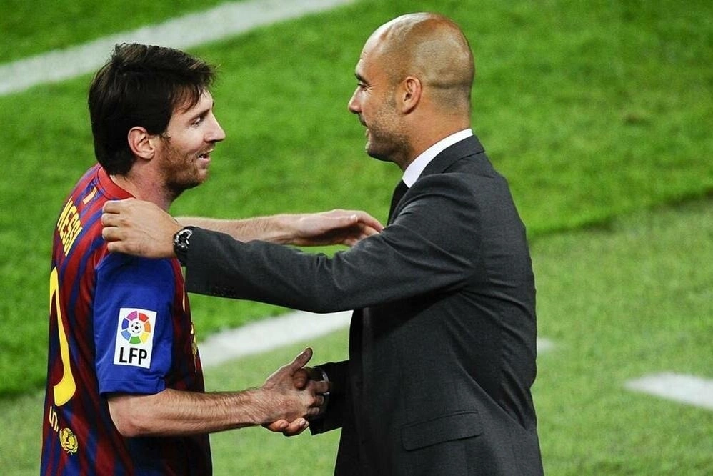 Guardiola calls Messi 'father' of 'monster' Ronaldo in GOAT debate - VnExpress International
