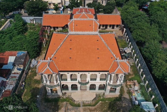 An old villa belonging to Truong My Lan in District 3, Ho Chi Minh City. Photo by VnExpress/Quynh Tran