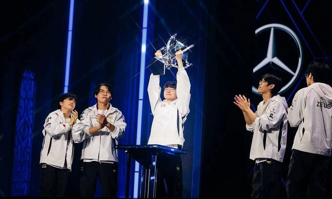 Lol Commentators League of Legends world final breaks all-time esports viewership record ...