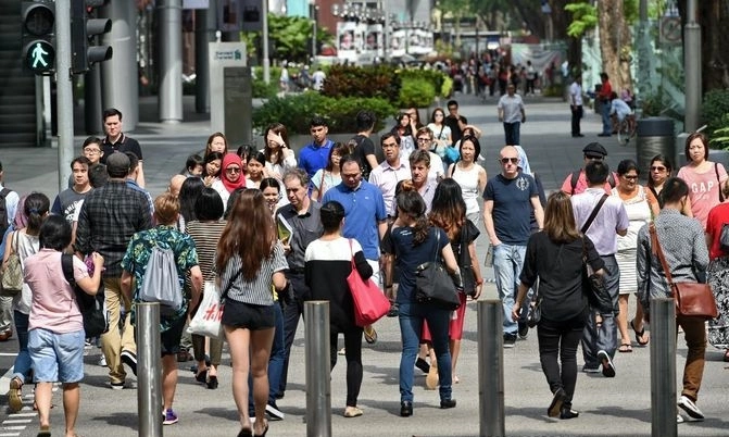 Quiz: Which country's residents are the biggest savers in Southeast Asia?