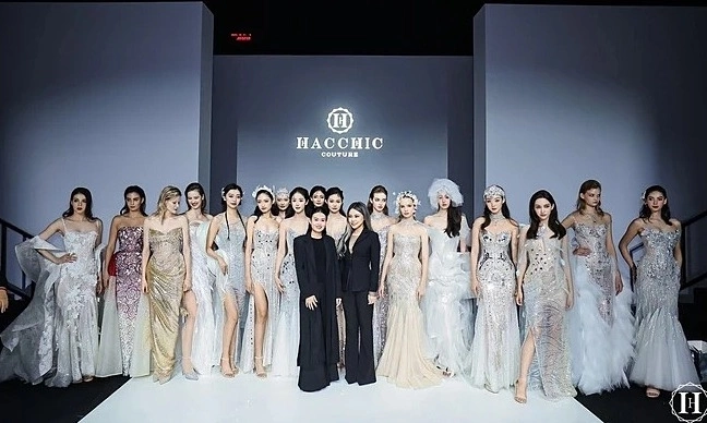 Vietnam's high-end fashion targets Chinese market - VnExpress International Vietnam's high-end fashion targets Chinese market - VnExpress International