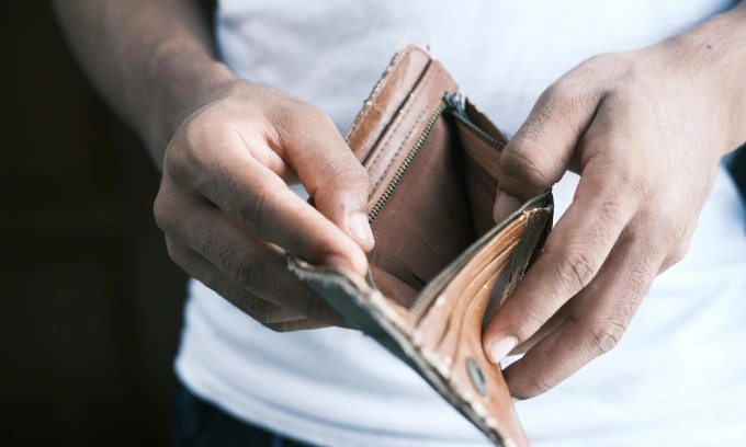 I, at 33, have never had more than $2,000 in my bank account