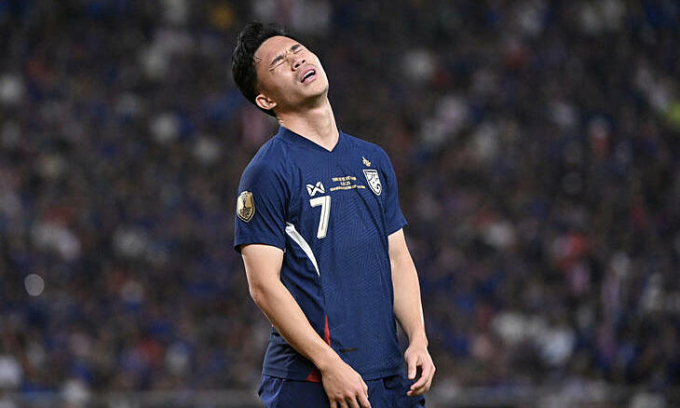 Thailand midfielder Supachok Sarachat criticized again after controversial goal voted best of ASEAN Cup