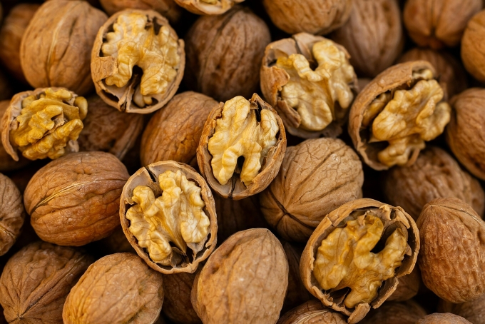 A pile of walnuts. Illustration photo by Unsplash