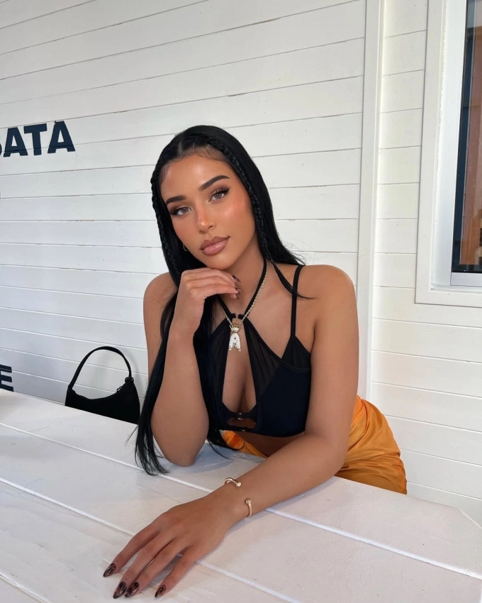 Influencer and model Ashlyn Castro. Photo by Instagram/@ashlyncastro