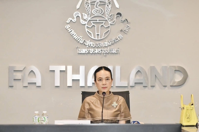 Madam Pang at a press conference of Football Association of Thailand. Photo by Facebook/Madam Pang