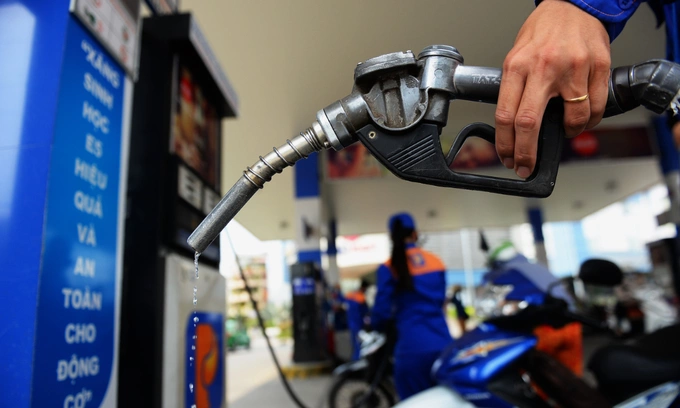 Gasoline prices rise 2 weeks in a row